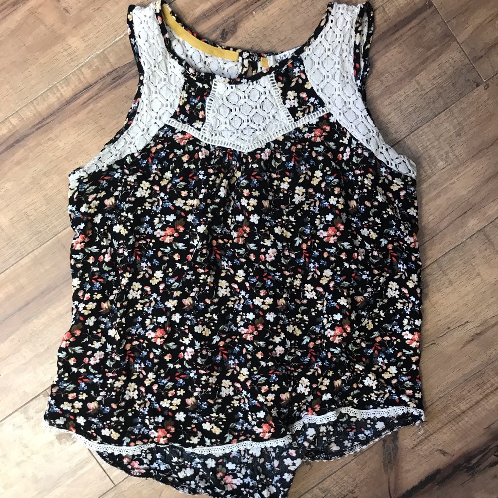 Lace tank